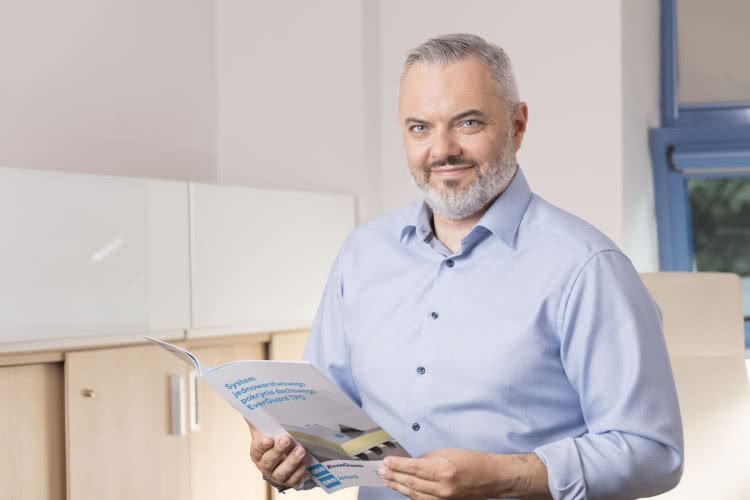 Dyrektor marketingu BMI Polska - Włodzimierz Kurpiński Dyrektor marketingu BMI Polska - Włodzimierz Kurpiński
