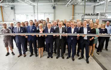 Nowe miejsca pracy w wydziale okleinowania zakładu REHAU